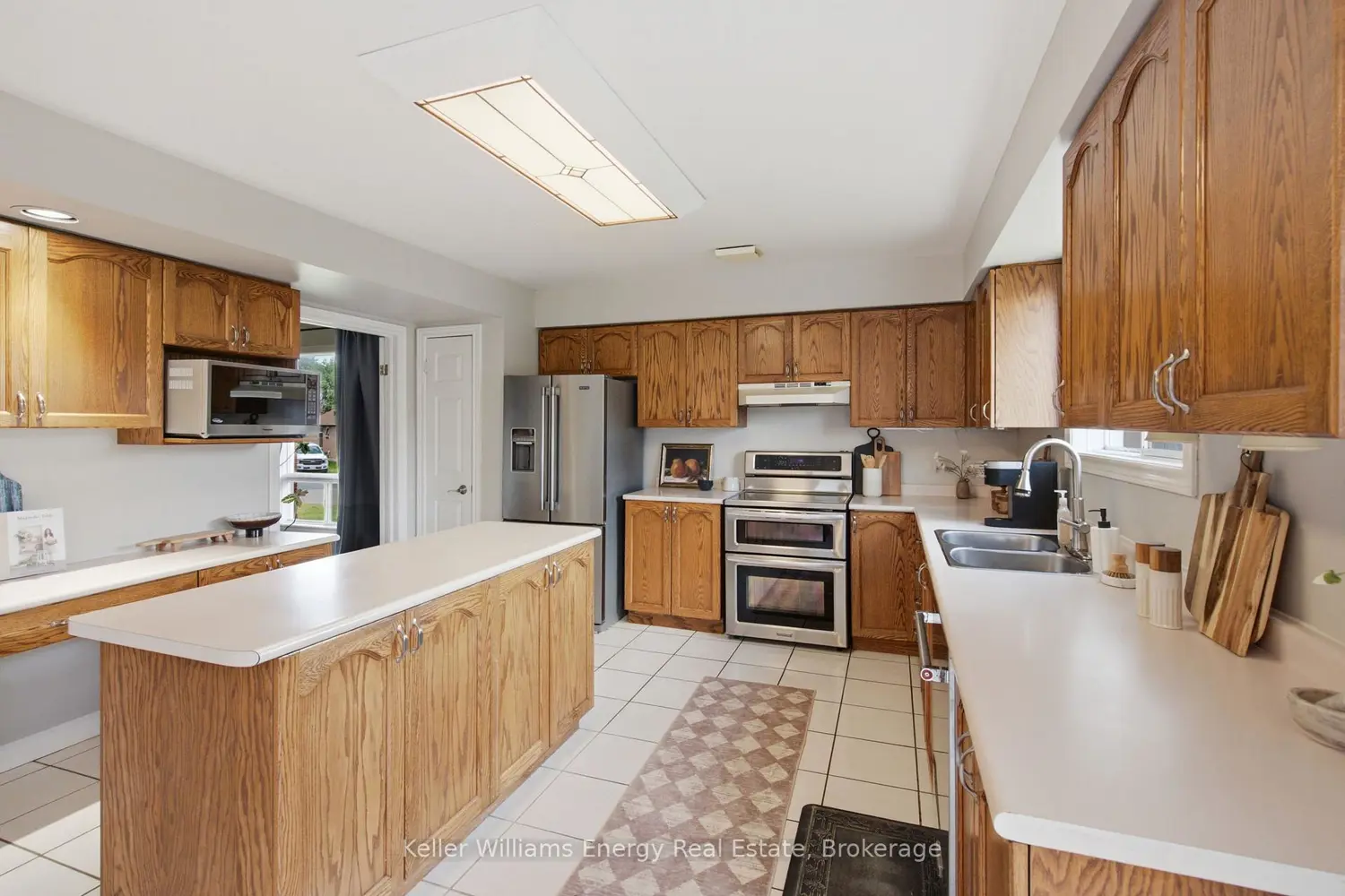 32 Sagewood Avenue photo 5