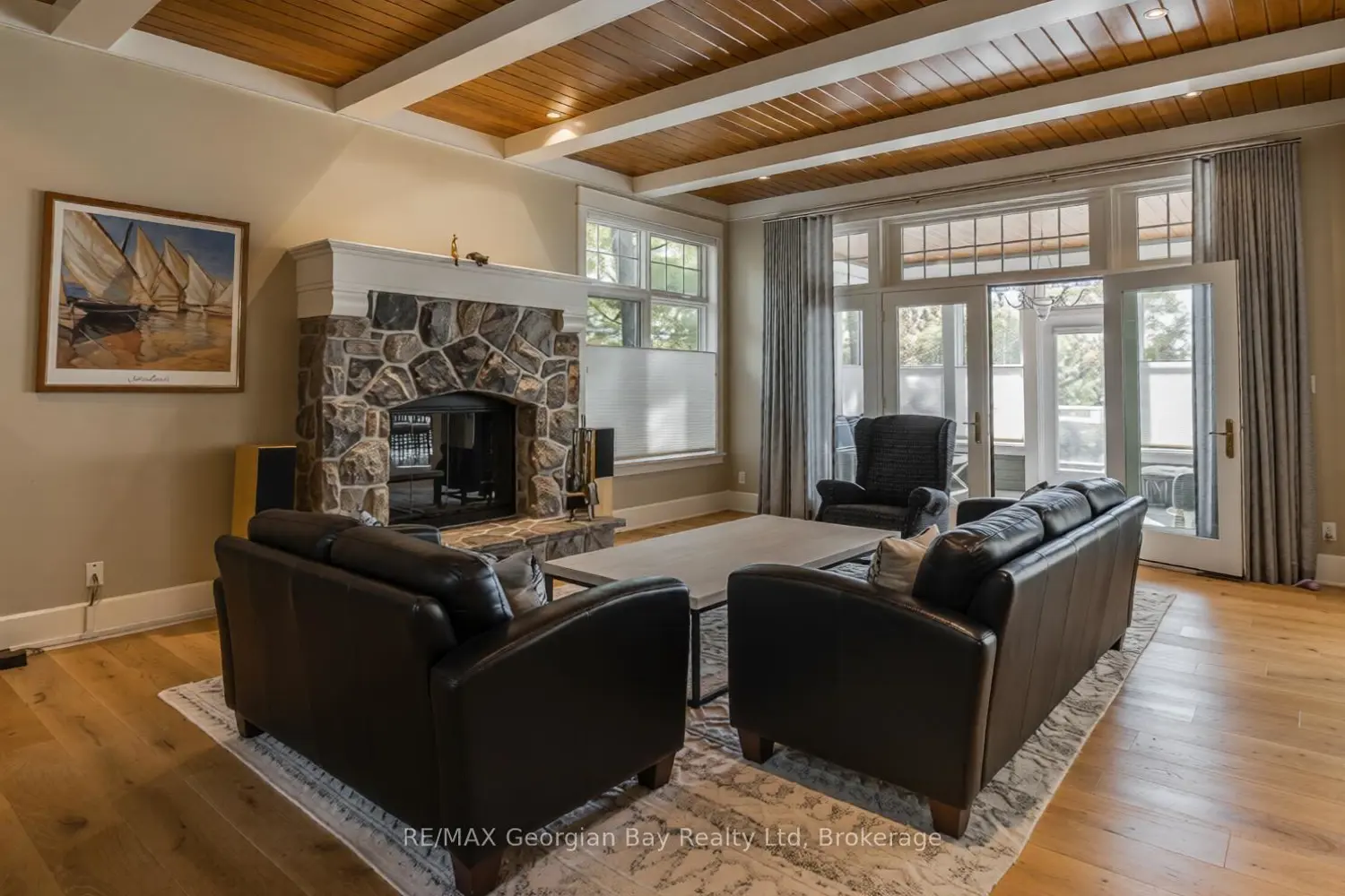 86 Nottawaga Drive photo 4
