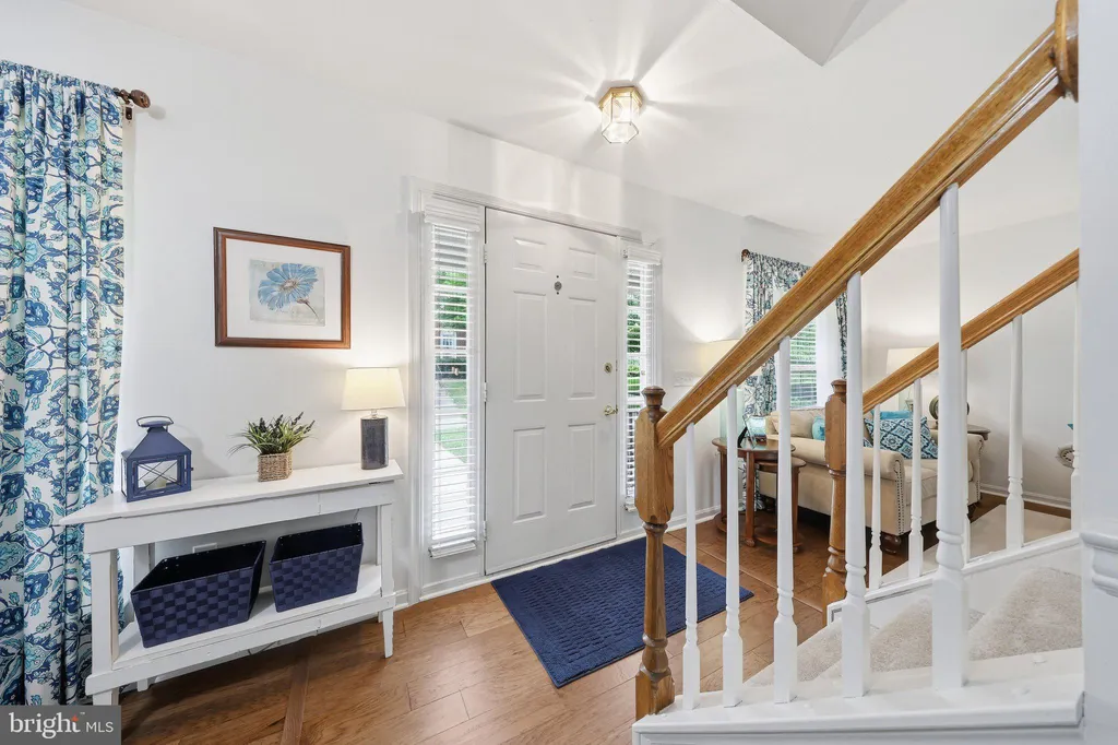 105 New Castle Court, Frederick, MD 21702 photo 2