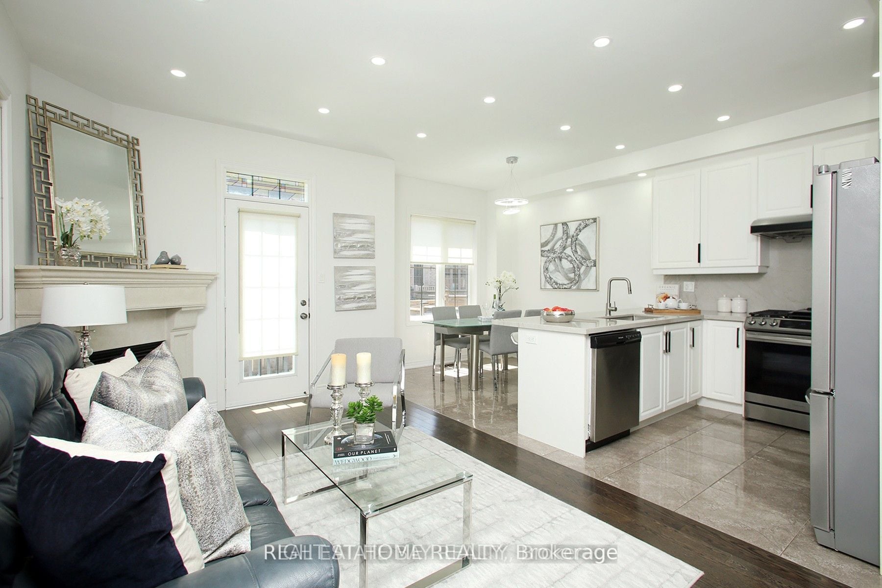 25 Sibella Way, Vaughan, ON, L4H 3V6 photo 3