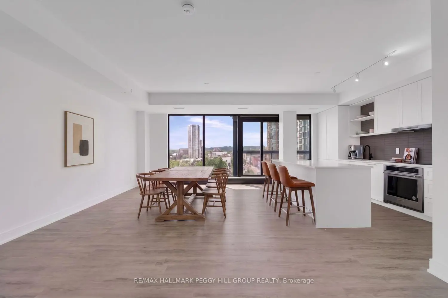 185 Dunlop Street 623 photo 2