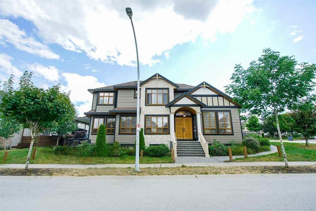 7532 144a Street, Surrey, BC, V3S 0S3