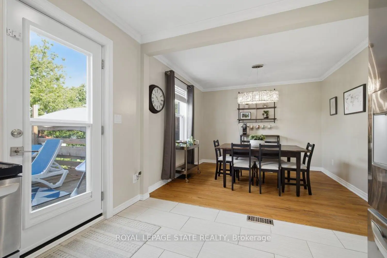 216 Summerhill Avenue photo 5