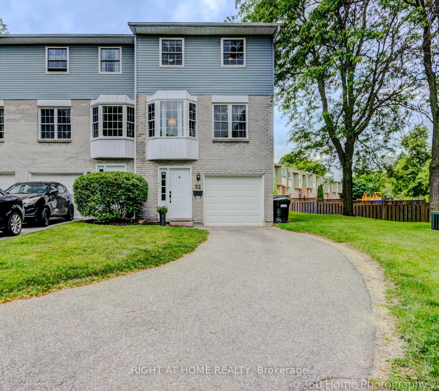 32 Harmony Circle, Bradford West Gwillimbury, ON, L3Z 2T9