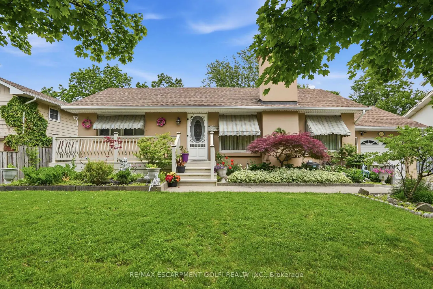 147 Village Road photo 3