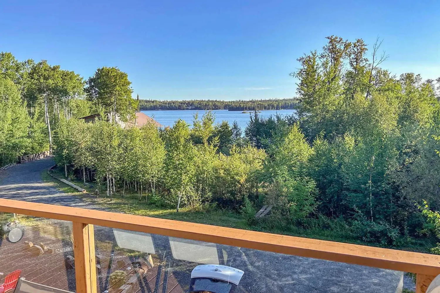 25 Royal Lake photo 2