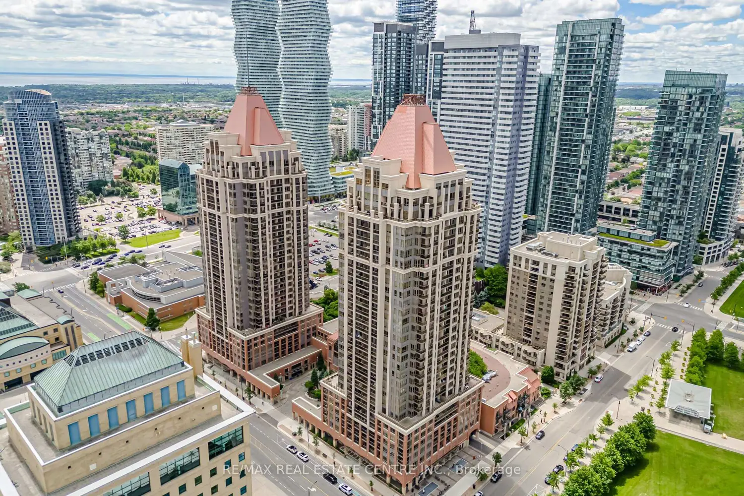 4080 Living Arts Drive 1611