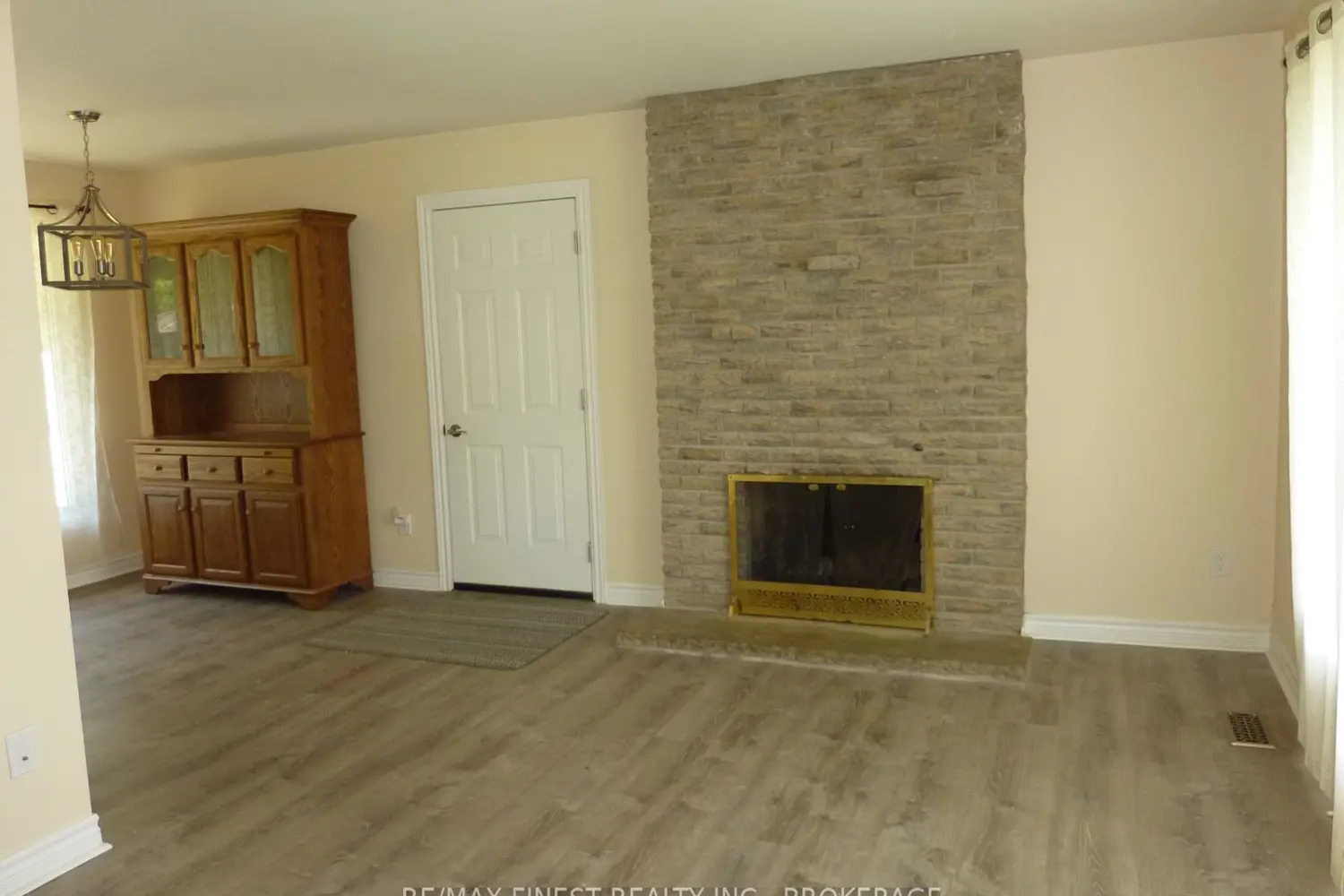 3318 Shea Road photo 3