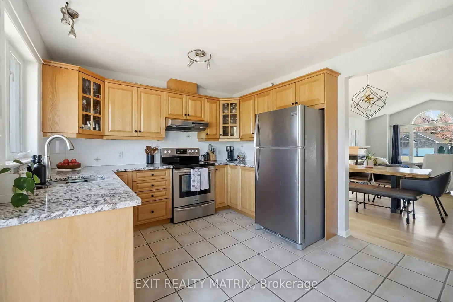 2117 Lemery Street photo 5