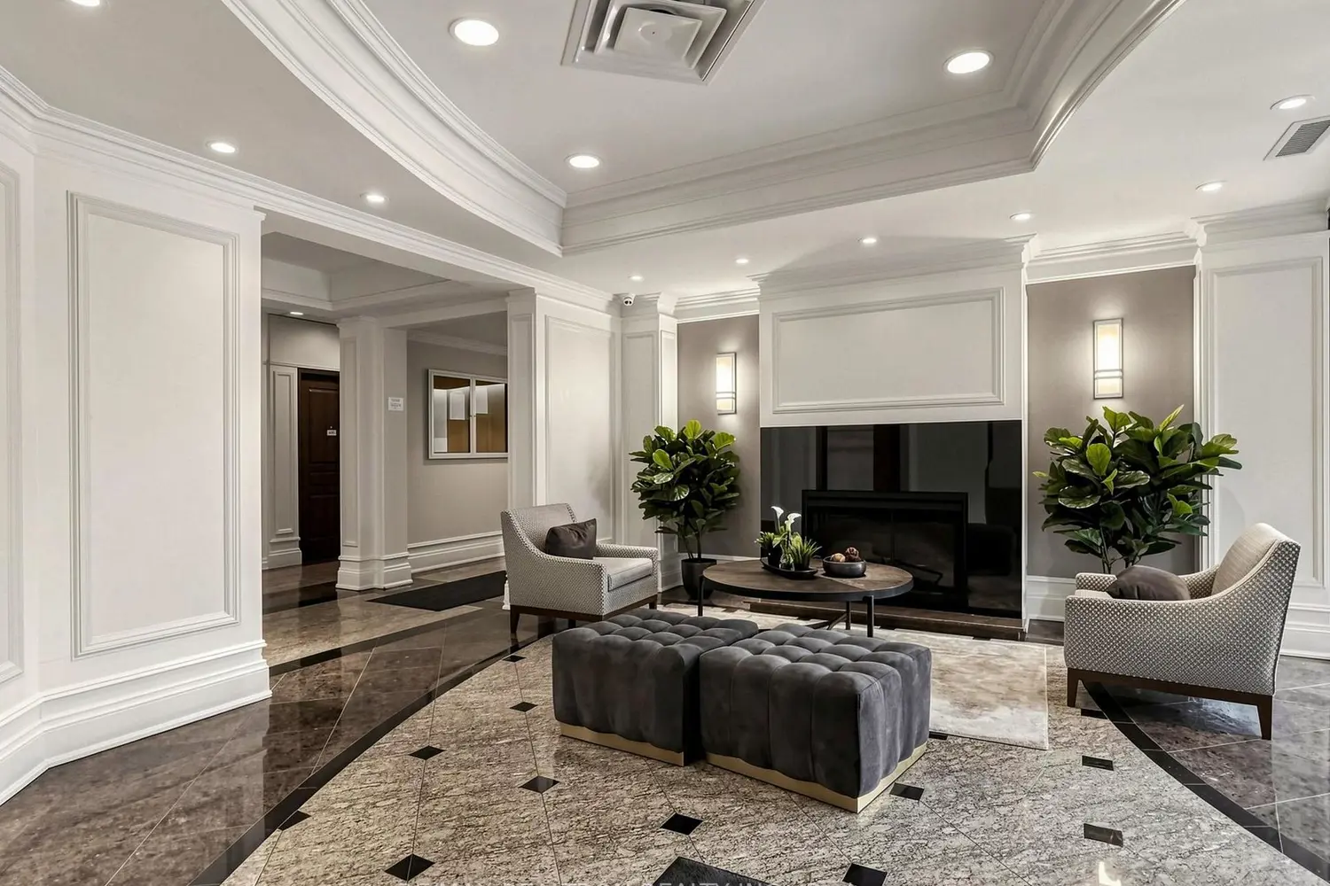 16 Dallimore Circle 414