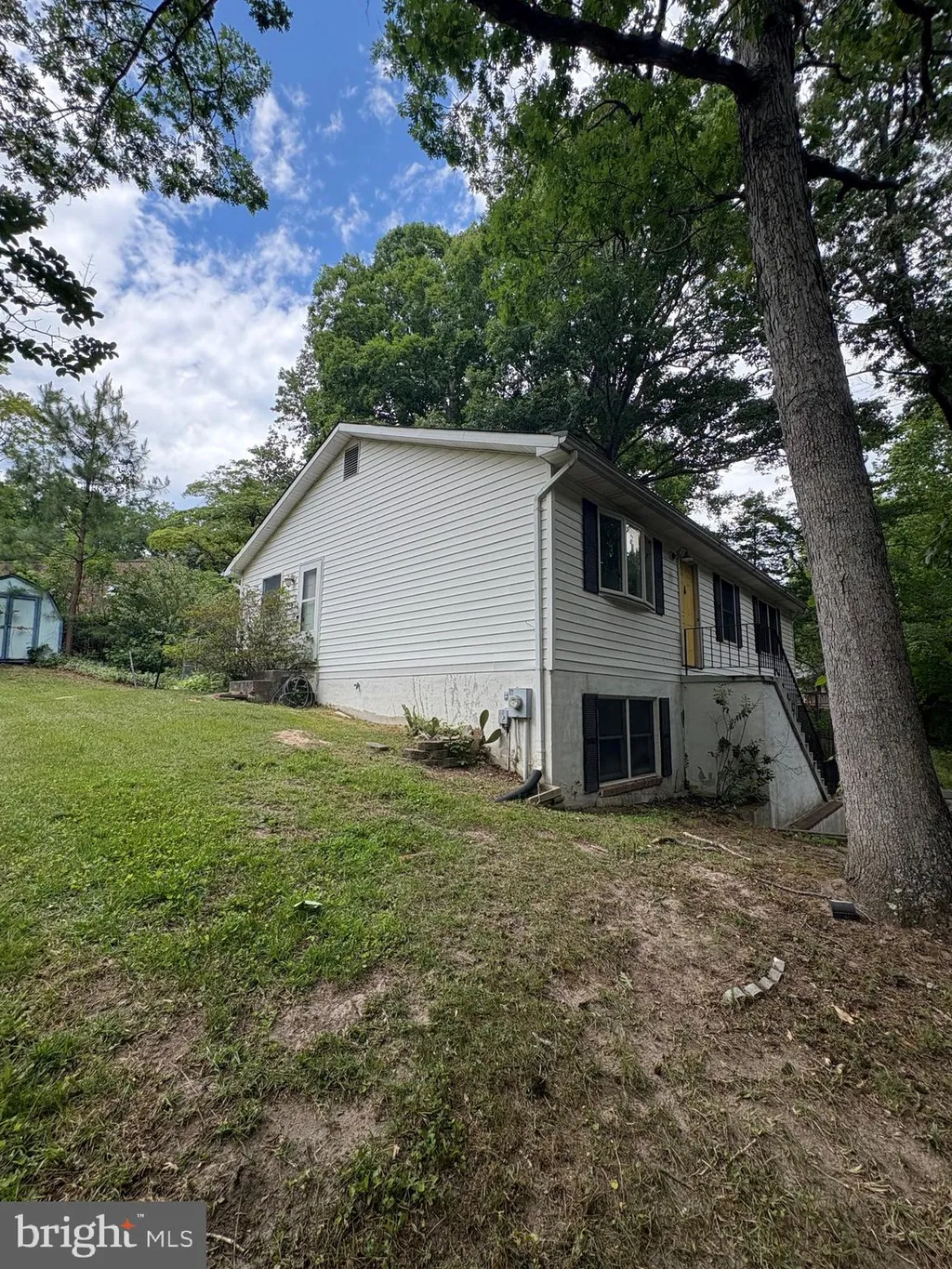 5885 Valley Dr, Saint Leonard, MD 20685 photo 3