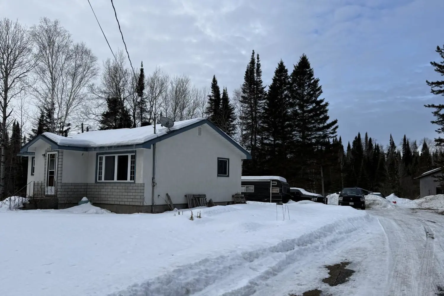 6407 Mapleward Road photo 5