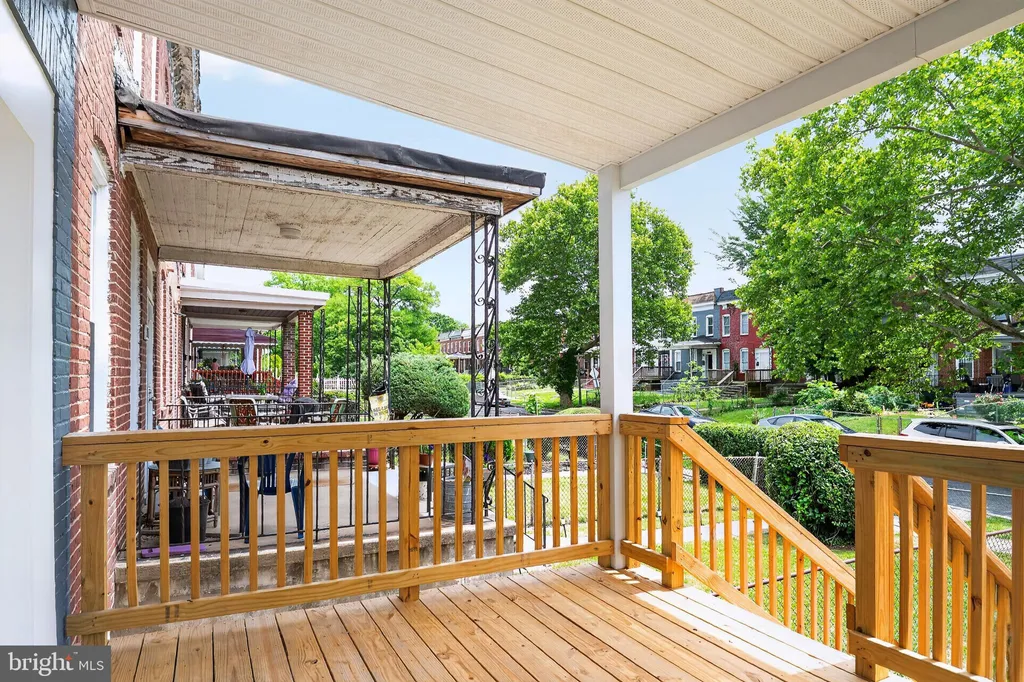 2888 W Garrison Avenue W, Baltimore, MD 21215 photo 4