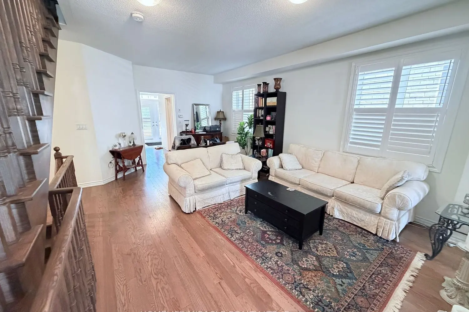 1195 Plymouth Drive photo 2