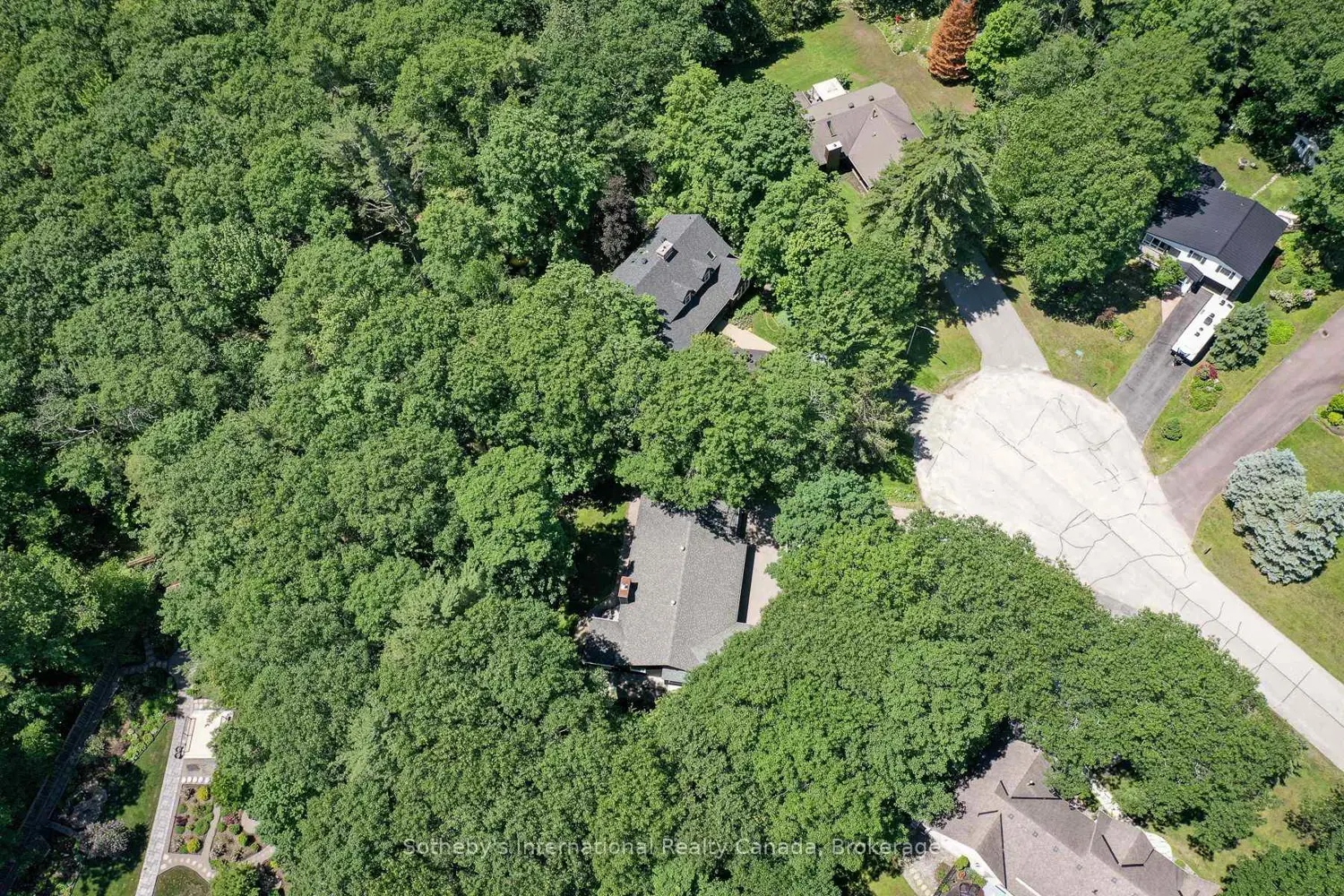 200 Tiffany Trail photo 2