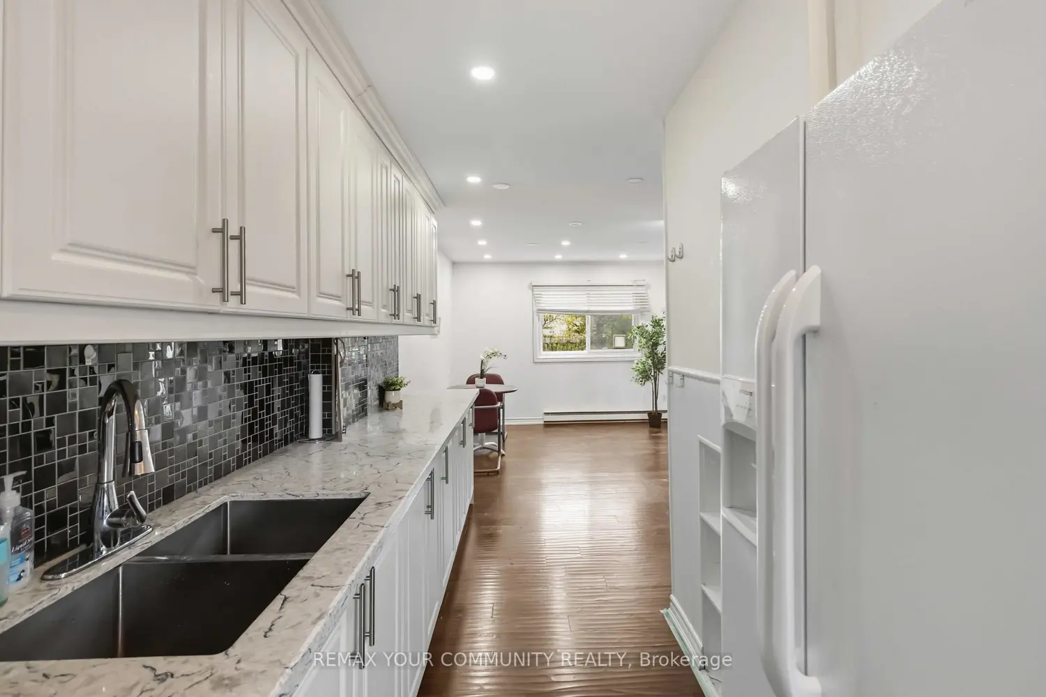 11 Grantbrook Court photo 5