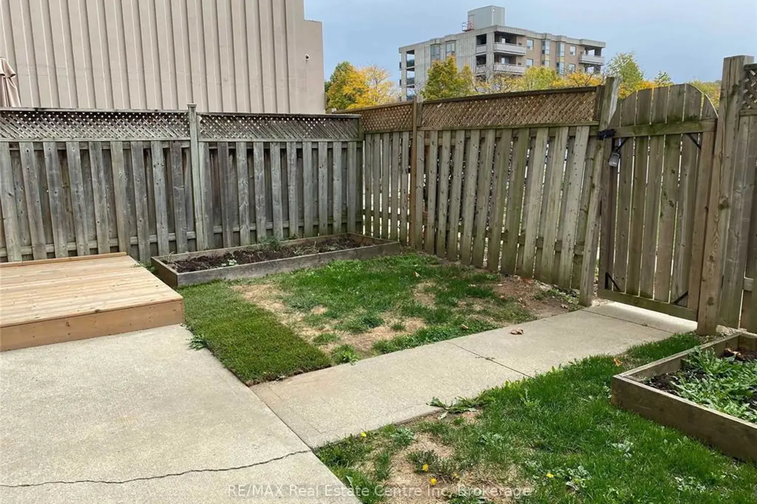 15 Albright Road 17 photo 4