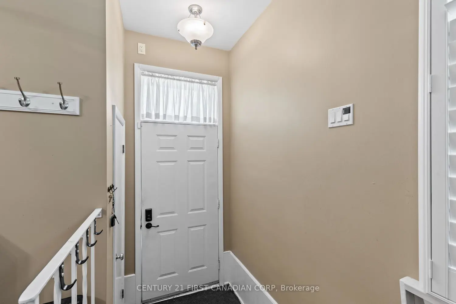 407 Vermont Avenue photo 3