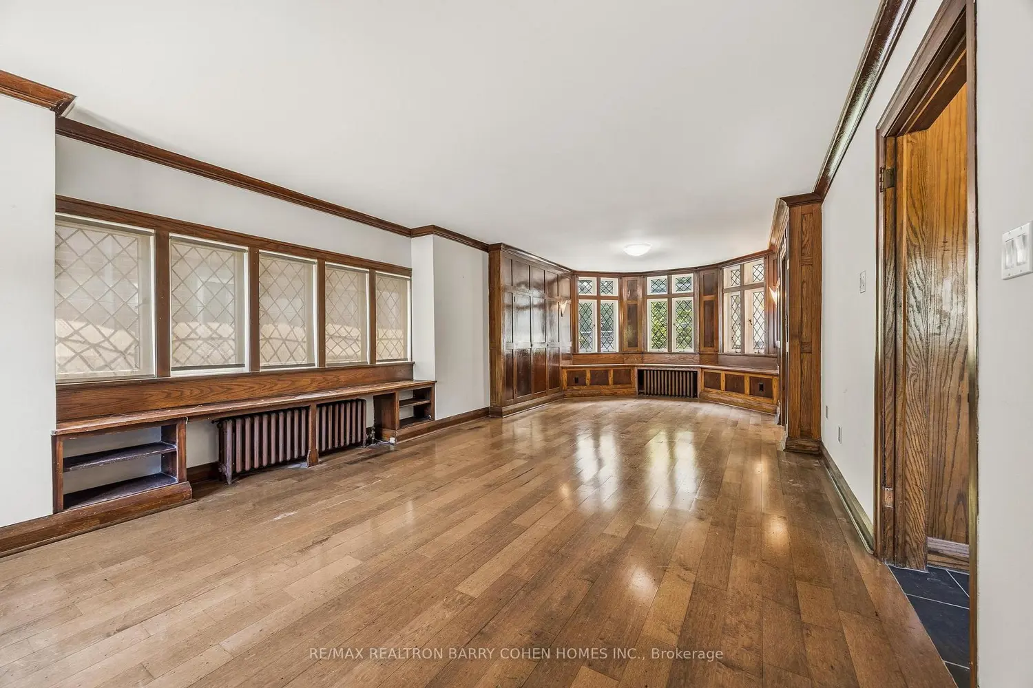 138 Fallingbrook Road photo 5