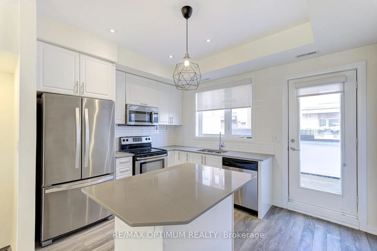 44 Sarah Jackson Crescent photo 3