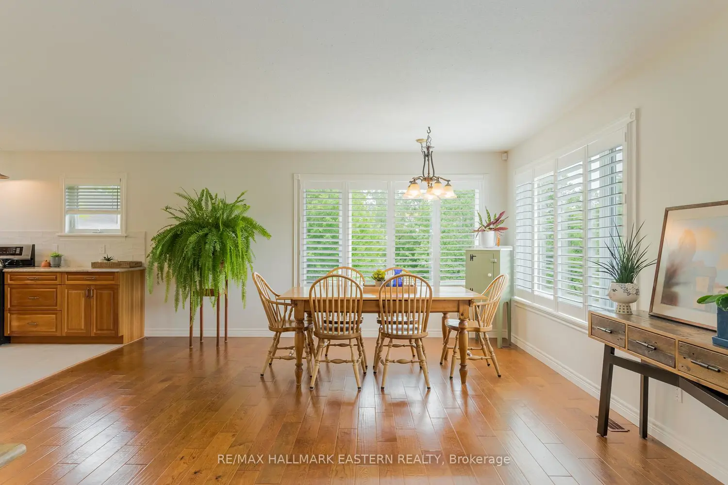301 Carnegie Avenue 35 photo 3