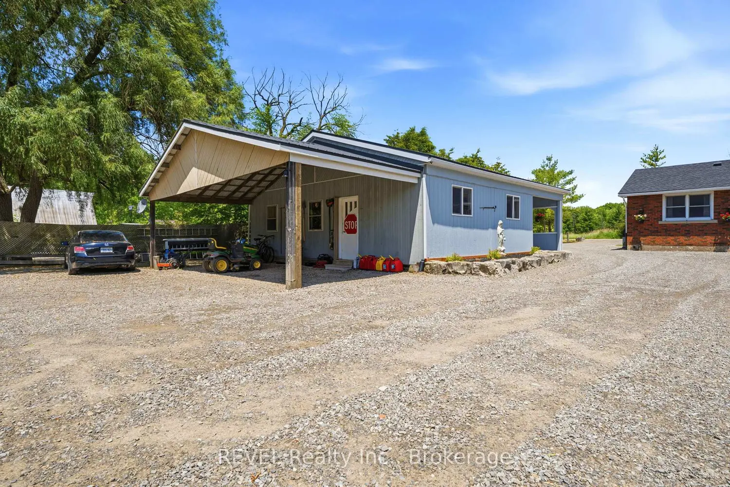 8238 Concession 5 Road photo 5
