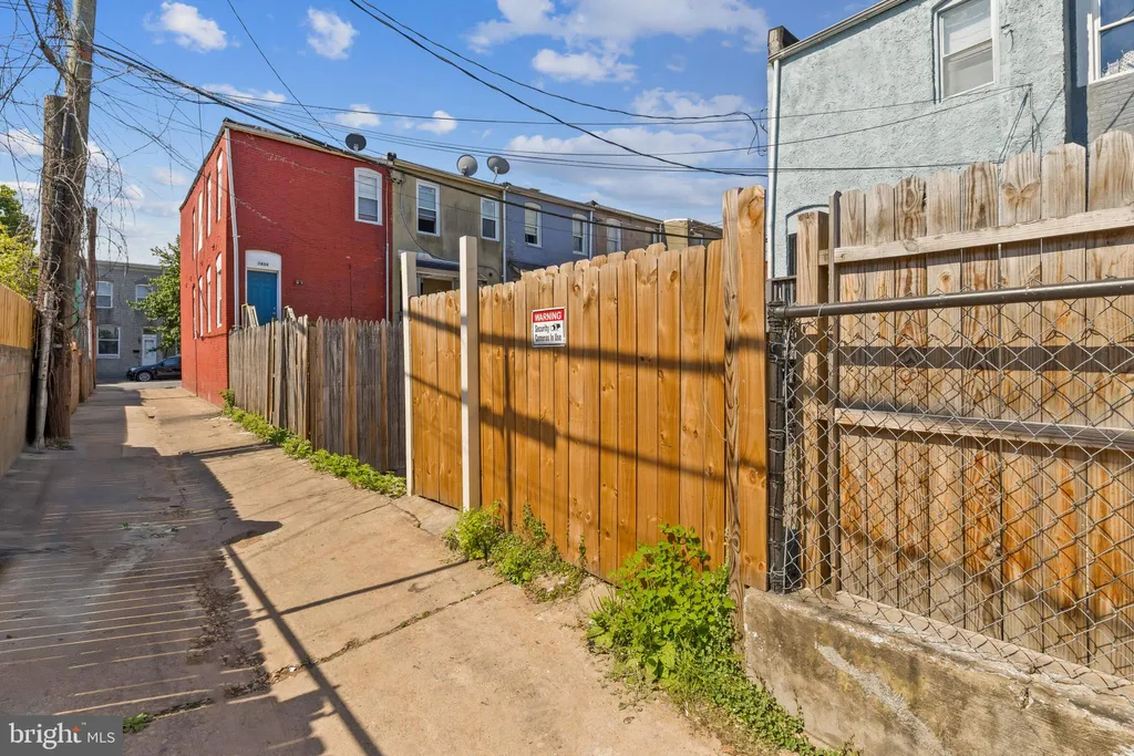 501 N Port Street, Baltimore, MD 21205