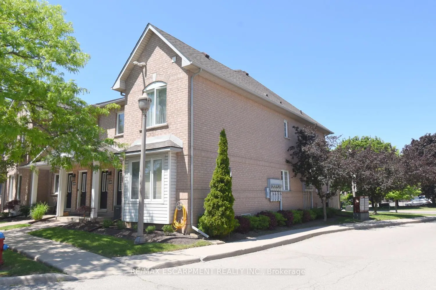 2 Harbour Drive 17