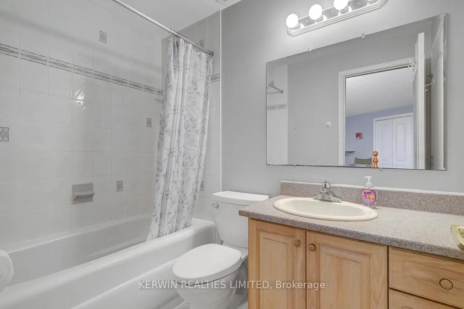 8 Kimini Drive photo 5