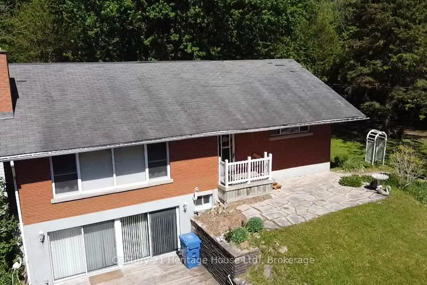 252 Durham Road photo 2