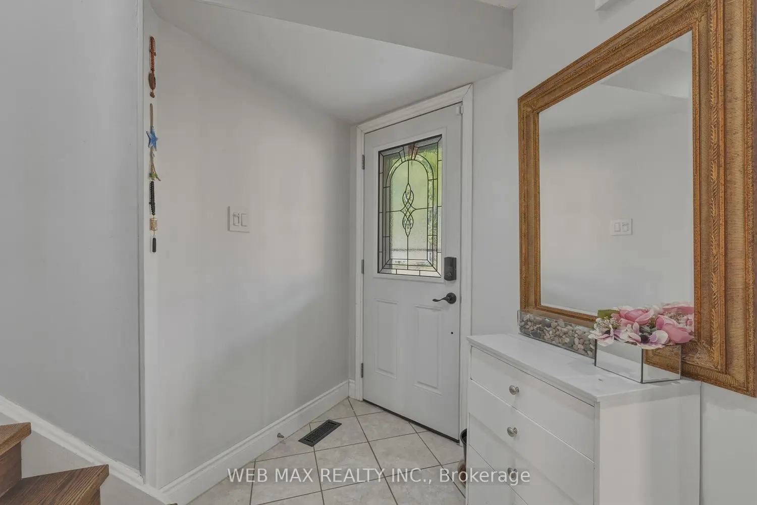 58 Cassander Crescent photo 2