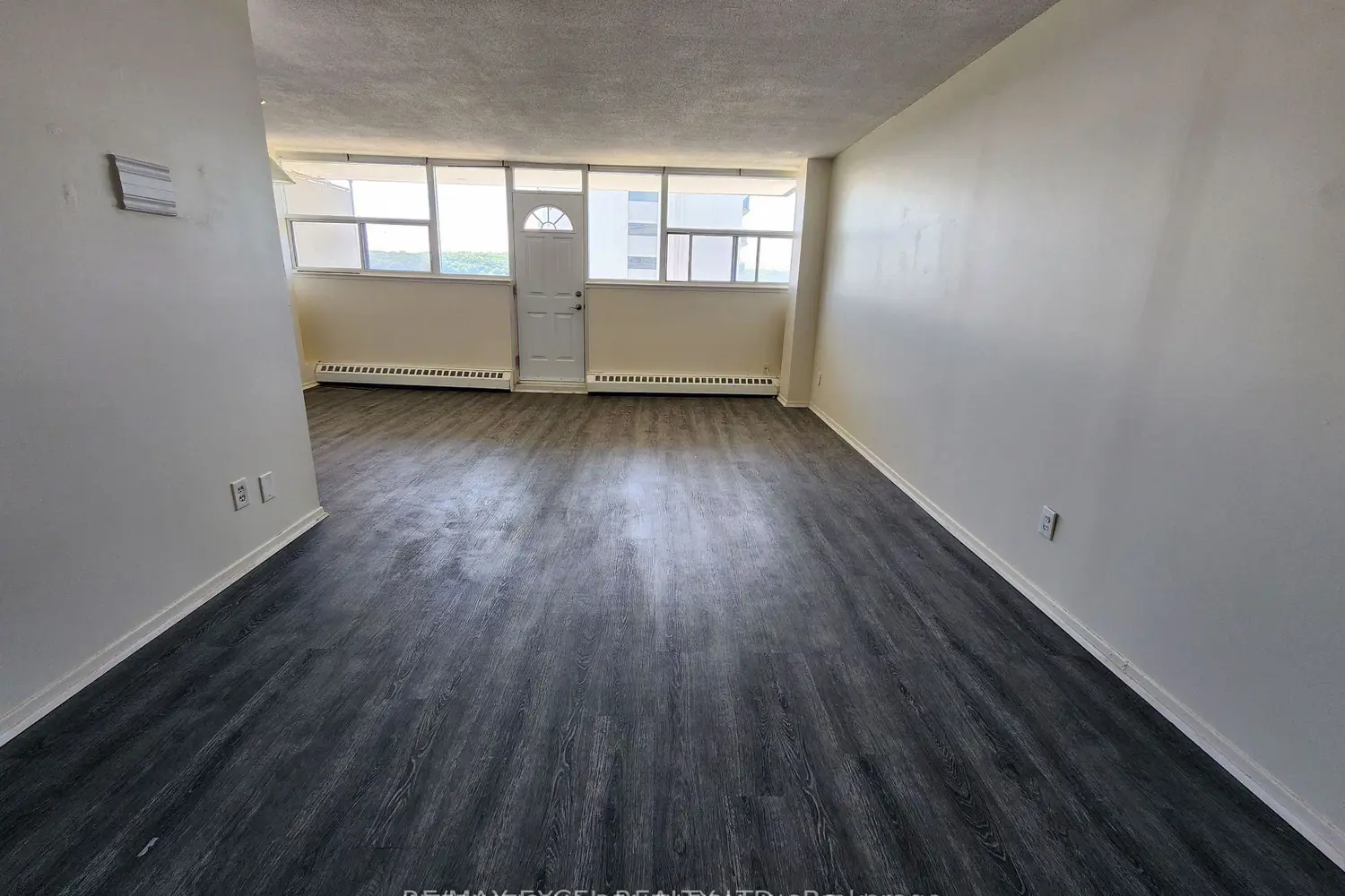 215 Glenridge Avenue 1102
