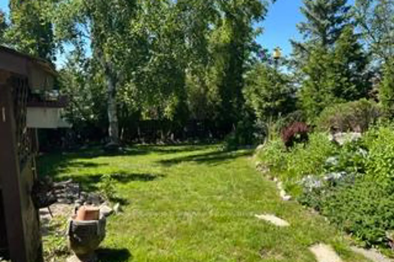 87 Oakwood Crescent photo 5