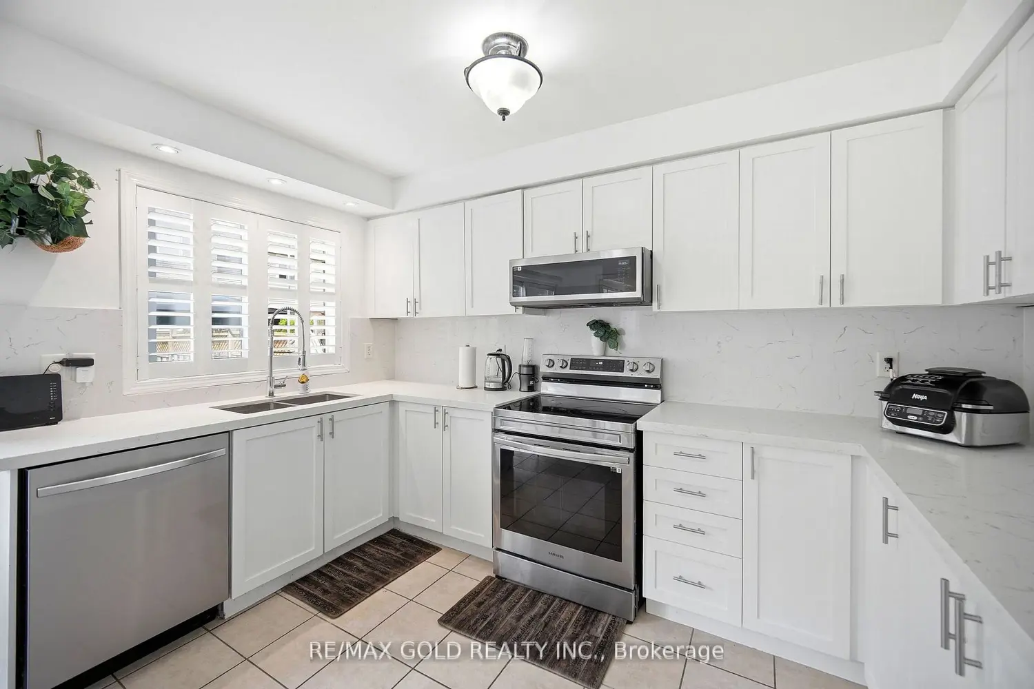 1523 Beaty Trail photo 4