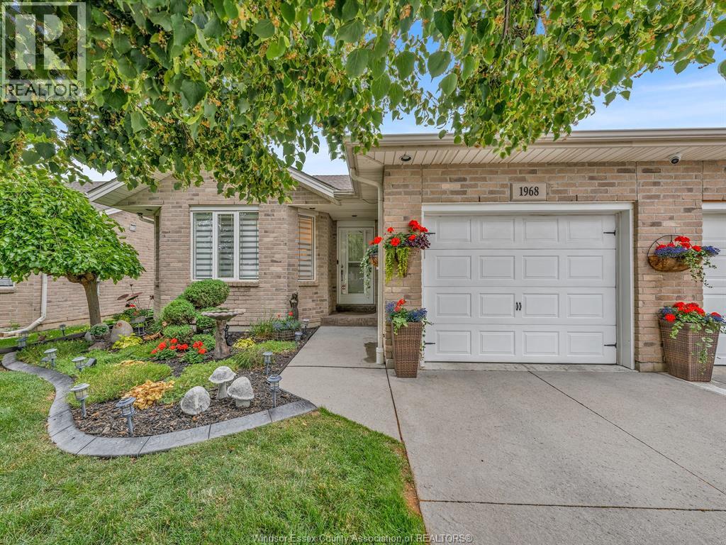 1968 Clover Avenue, Windsor, ON, N8P1W6
