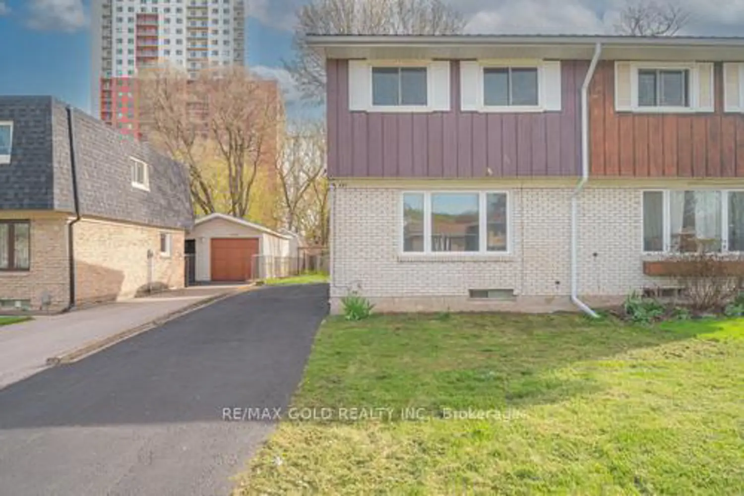 281 Morgan Avenue photo 3