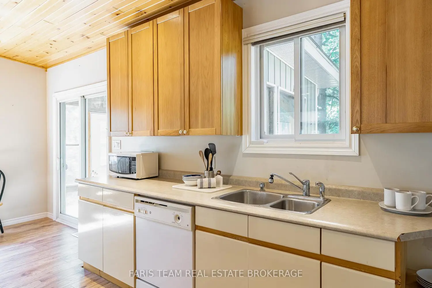 1226 Baseline Road photo 2