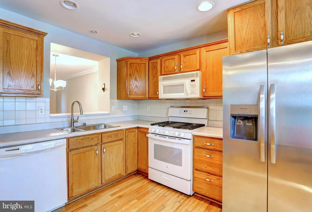 6136 Starburn Path, Columbia, MD 21045 photo 4