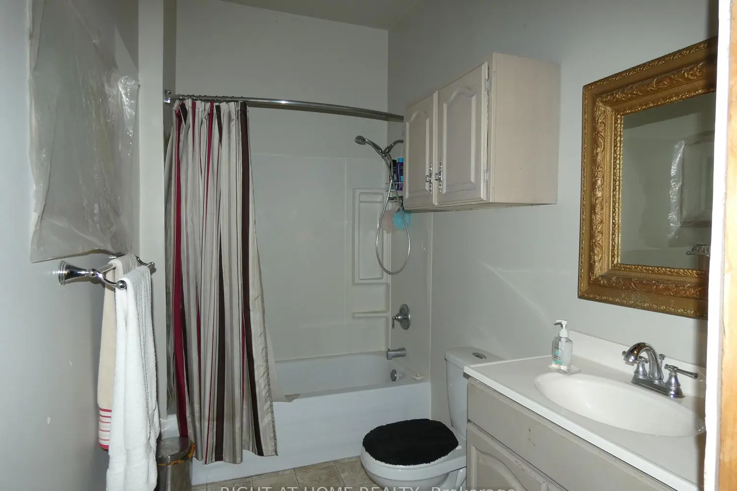 142 Holditch Street photo 5