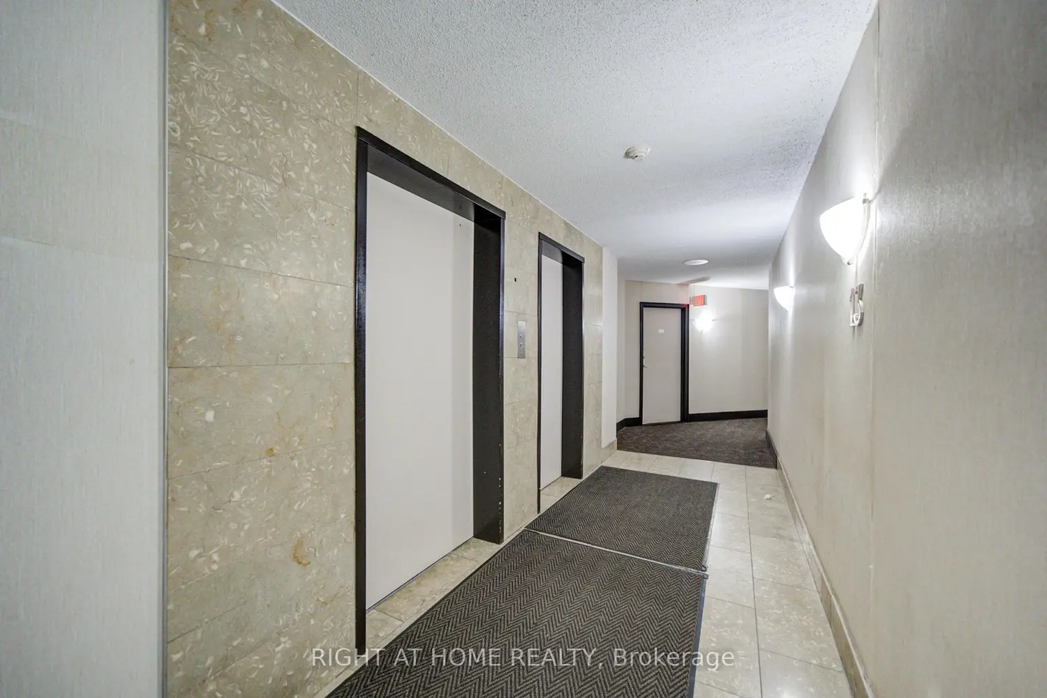 3559 Eglinton Avenue 1311 photo 4
