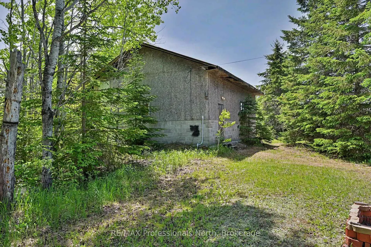 3186 County Road 121 Road photo 2