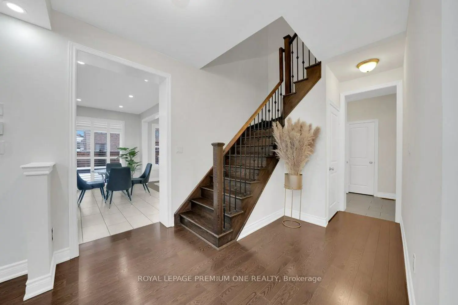 31 Prady Lane photo 3