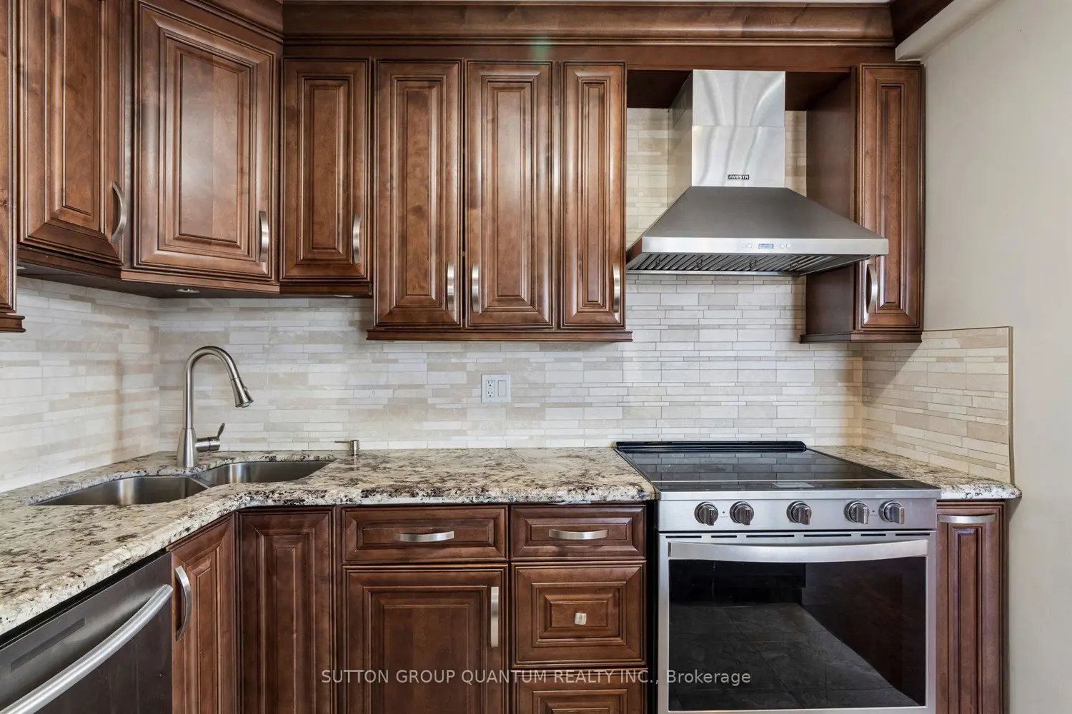 2345 Confederation Parkway 802
