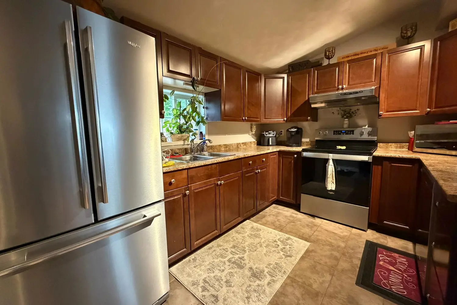 296 Ann Avenue photo 5