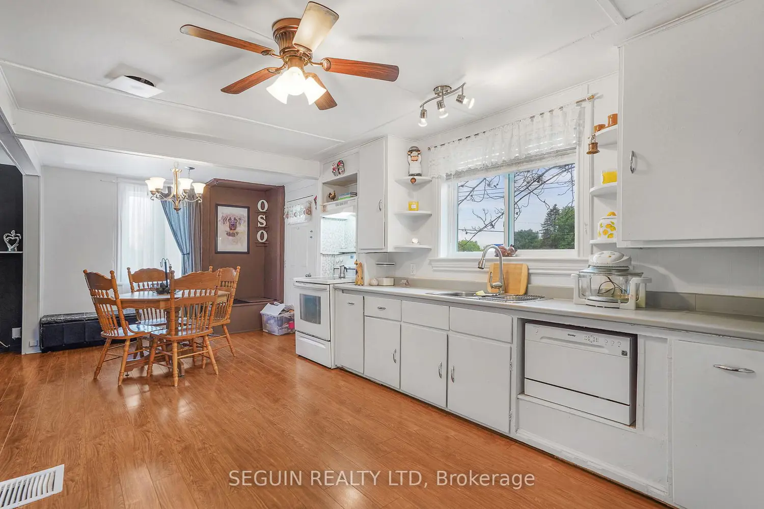 1050 Greenlane Road photo 5