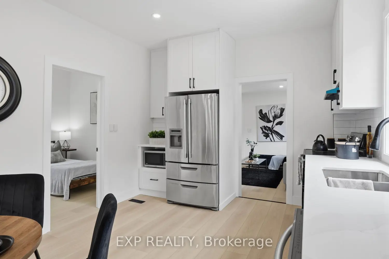 134 Sterling Street photo 3