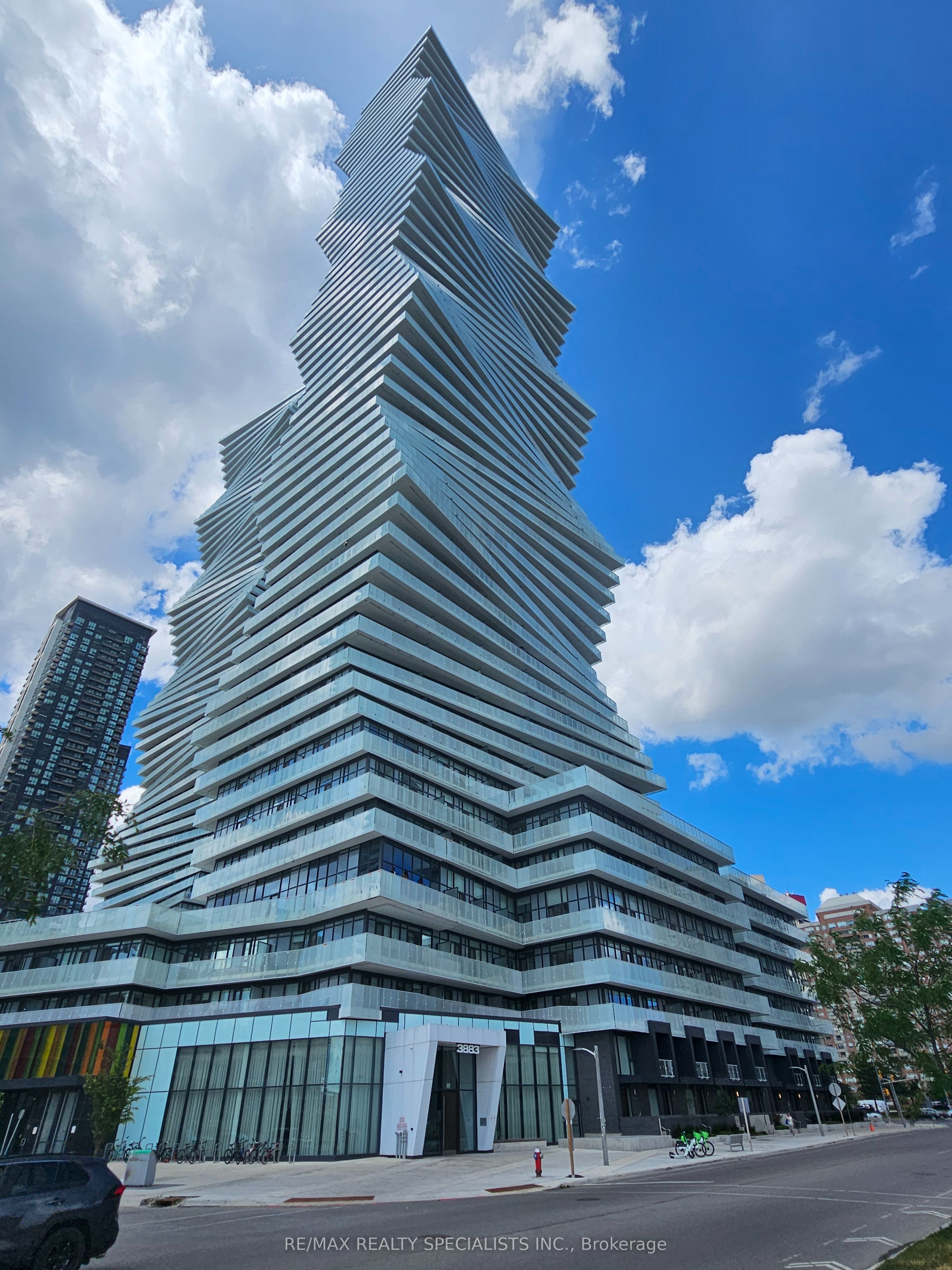 4005-3883 Quartz Road, Mississauga, ON, L5B 0M4