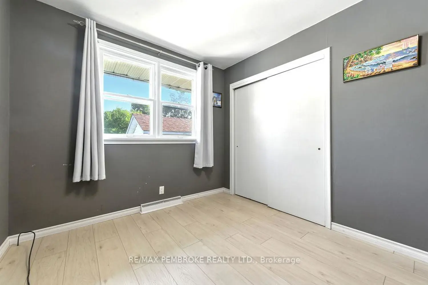 335 Willard Street photo 3