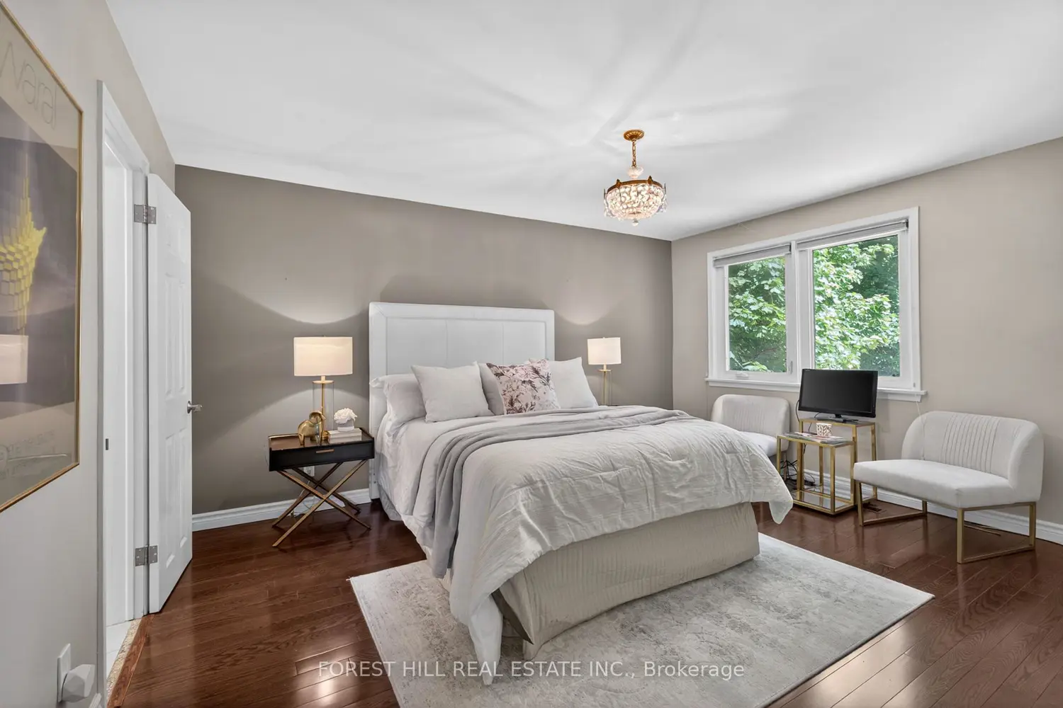 91 Montressor Drive photo 5