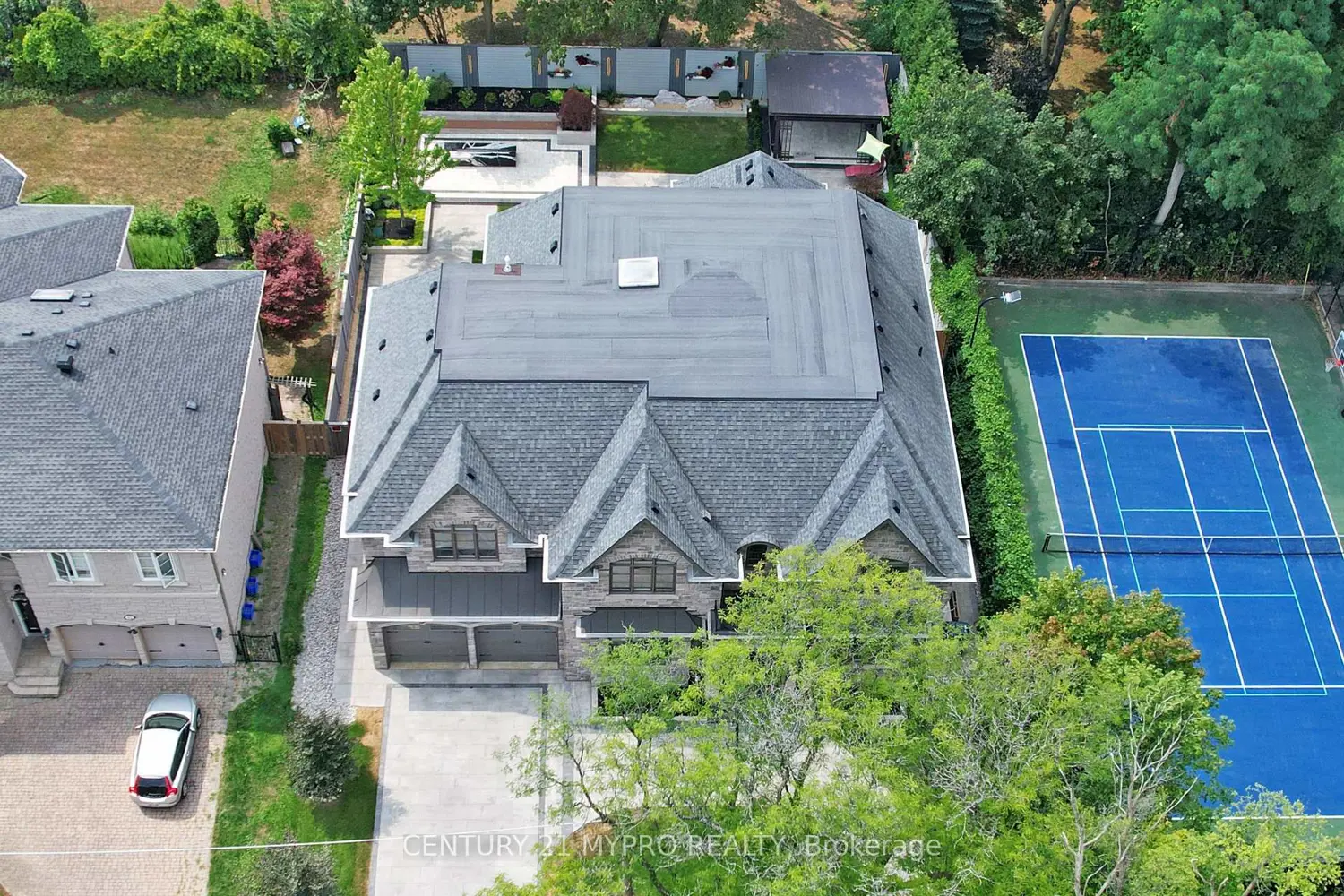 36 Farrington Drive photo 2